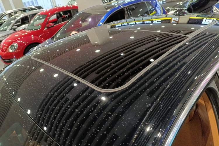 Used Hongqi H9 2020 2.0T Smart Connect Flagship Edition Roof