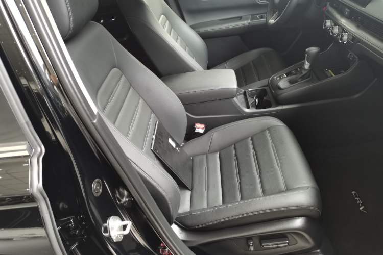 Used Honda CR-V 2024 240TURBO Two-Wheel-Drive FENGSHANG Edition 5 Seats Right Front Seat