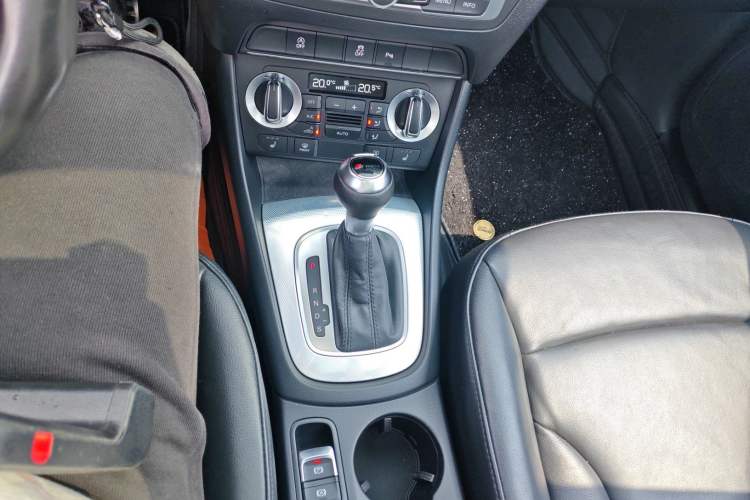 Used Audi Q3 2015 35 TFSI Comfort Model