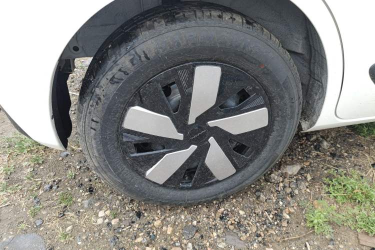 Used Dongfeng NAMMI 01 2025 330KM Youth Edition Right Rear Wheel Hub