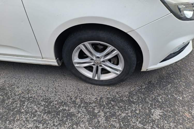 Used Bestune B30 2016 1.6L manual luxury version
