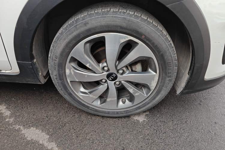 Used Kia KX Cross 2017 1.4L AT GLS