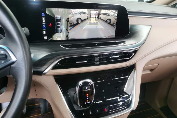 Used Buick GL8 2021 ES Landtrek 653T Luxury Model
