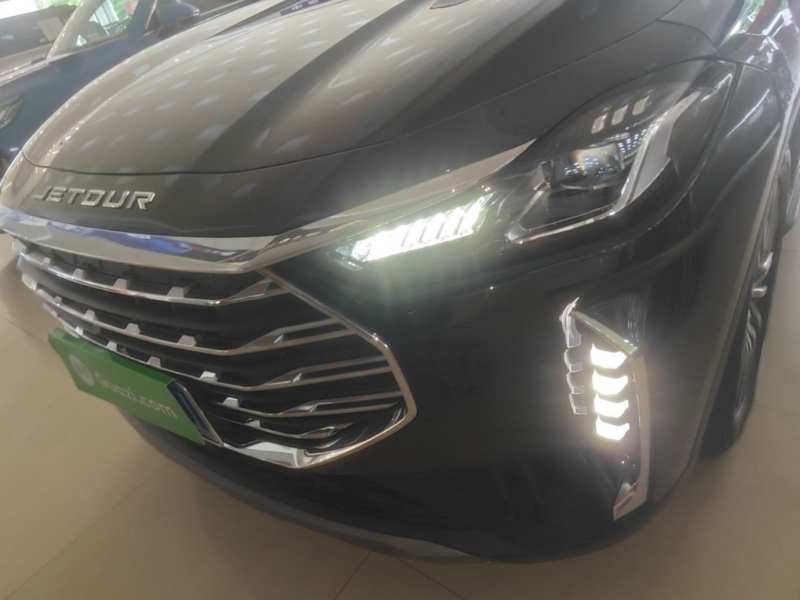 Used JETOUR X70 PLUS 2023 1.5T CVT Ziqiang MAX 7-Seater — 23