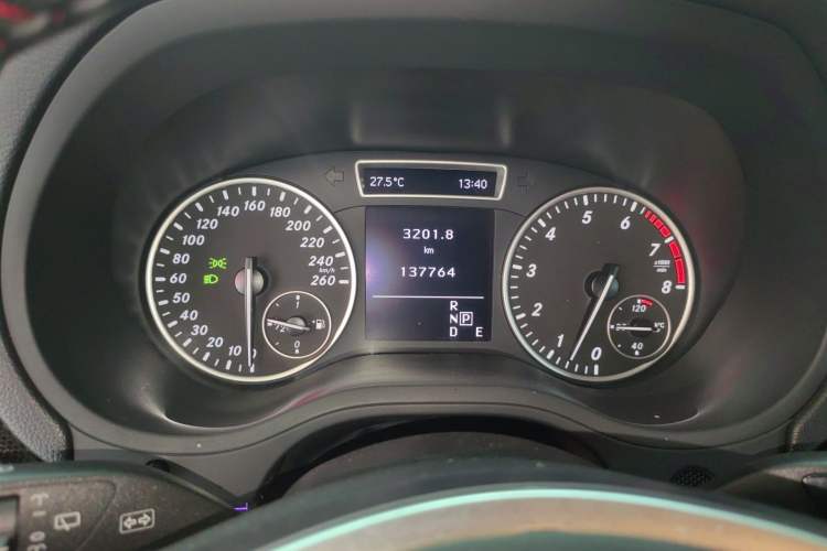 Used Mercedes-Benz B-Class 2012 B 180 Instrument Cluster