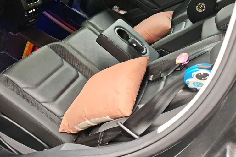 Used Volkswagen Tayron 2020 280TSI Two-Wheel Drive Luxury Connect Edition
