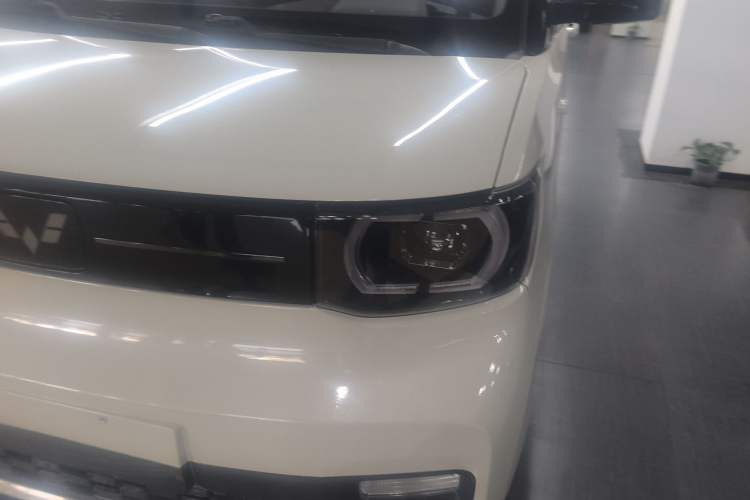 Used Wuling Hongguang MINIEV 2022 Macaron Fashion Edition Lithium-Nickel-Cobalt-Alpha-oxide