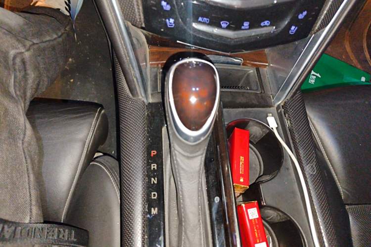 Used Cadillac XTS 2013 28T Leading Model