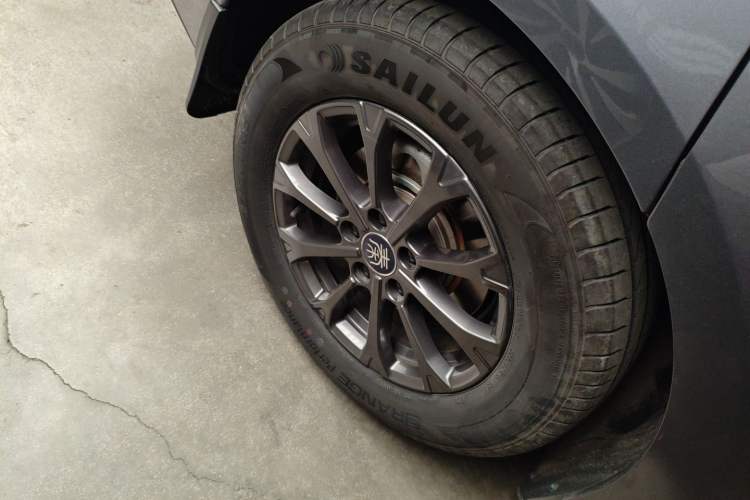 Used BYD Qin L 2024 DM-i 80KM Leading Model
