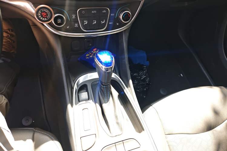 Used Buick VELITE 5 2017 Urban Extended-Range Model
