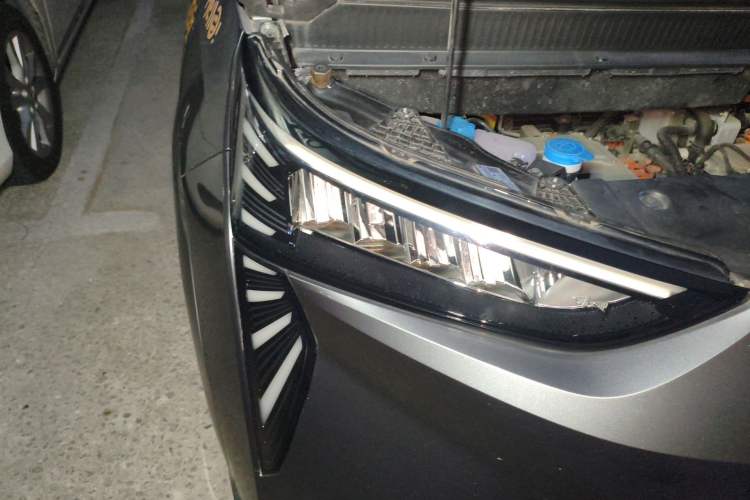 Used AION Y 2021 70 Intelligent Edition Right Front Headlight