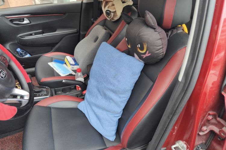 Used Kia KX Cross 2017 1.4L AT GLS
