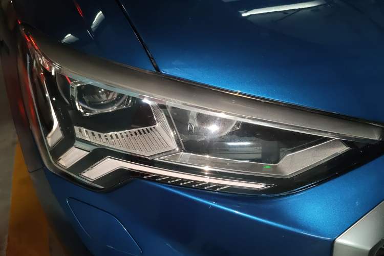 Used Audi Q3 Sportback 2020 45 TFSI quattro Luxury Edition Right Front Headlight