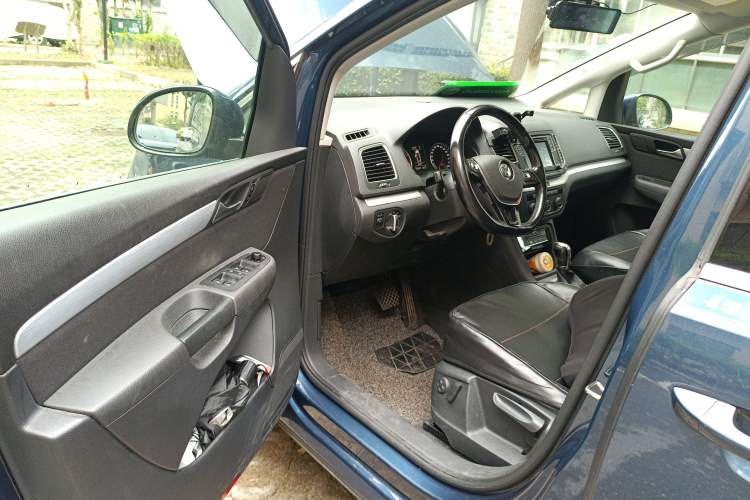 Used Volkswagen Sharan 2016 280TSI Enjoyment Model 7-Seater Driver Seat