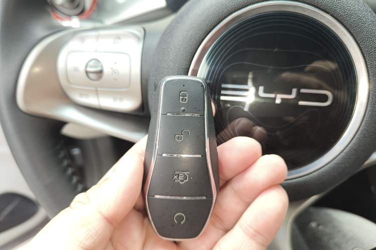 Used BYD Dolphin 2021 405 km Fashion Edition
