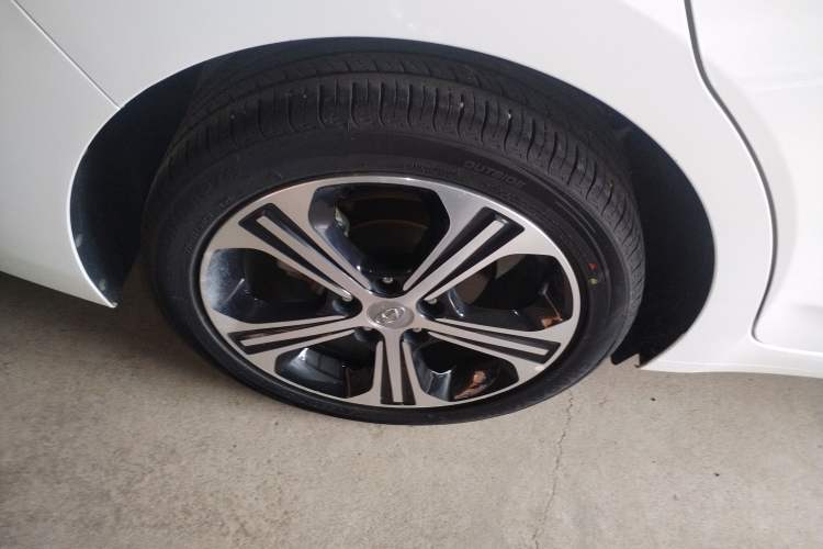 Used Hyundai Elantra (6th Generation / Lingdong) 2018 1.4T Dual-Clutch Xuan Dong · Dynamic Edition