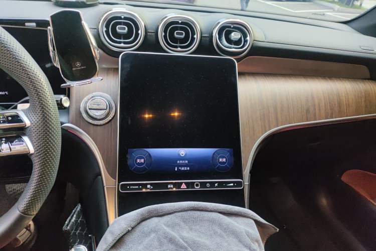 Used Mercedes-Benz GLC 2024 GLC 300 L 4MATIC Dynamic Edition 5-seater