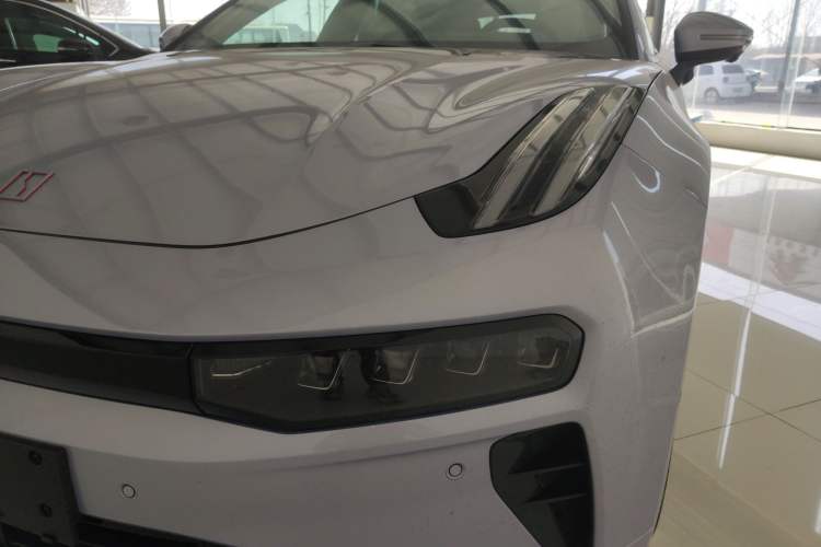 Used Zeekr 001 2026 95° All-Wheel-Drive Max Edition Left Front Headlight