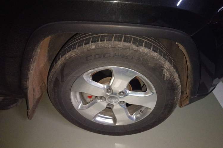 Used Jeep Grand Cherokee 2011 Revised Version 3.6L Comfort Edition
