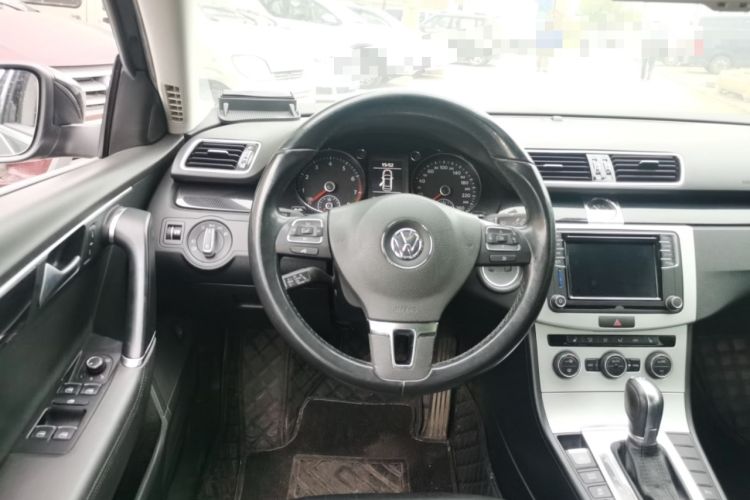 Used Volkswagen Magotan 2015 Revised Version 2.0 TSI Luxury Edition