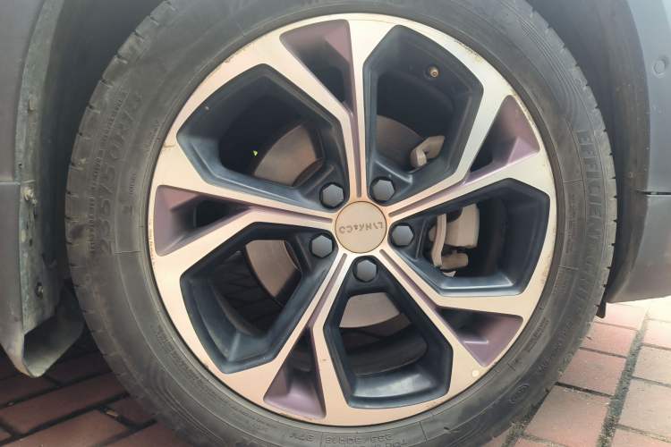 Used Lynk & Co 02 2020 1.5T DCT Two-Wheel Drive Zhaopu Version Right Front Wheel Hub