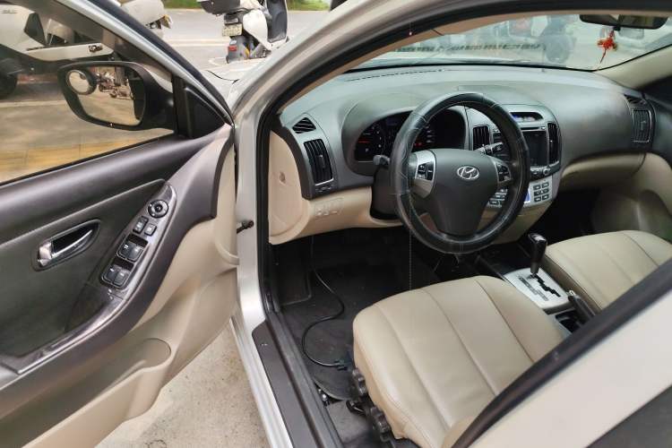 Used Hyundai Celesta 2011 1.6L Automatic Luxury Version
