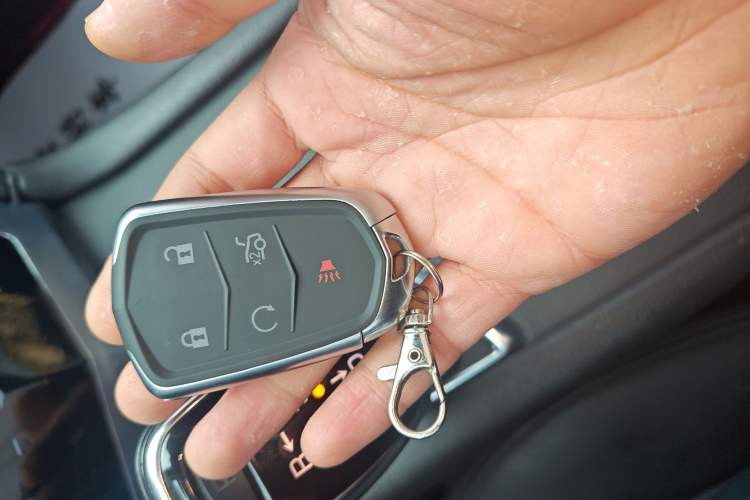 Used Cadillac XT5 2018 25T Luxury Model
