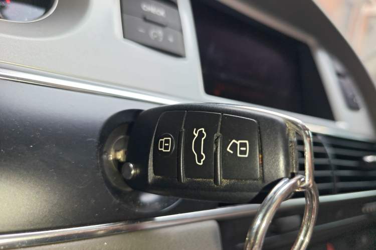 Used Audi A6L 2011 2.0 TFSI Automatic Standard Edition