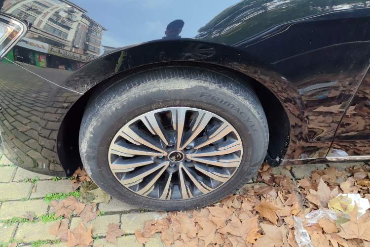 Used Hongqi H7 2018 1.8T Comfort Edition Left Front Wheel Hub