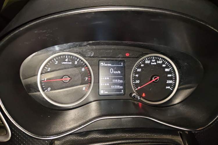 Used Baojun 730 2021 1.5L Manual Fashion Version 7 Seats Instrument Cluster