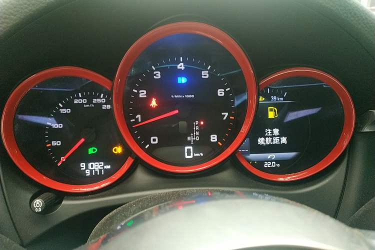 Used Porsche Macan 2018 Macan 2.0T Instrument Cluster