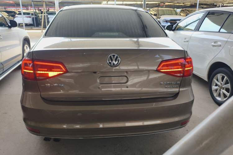 Used Volkswagen Sagitar 2017 230TSI Automatic Comfort Version Rear