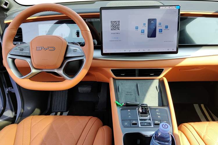 Used BYD Sealion 07 EV 2025 610 Intelligent Driving Edition Audio And AC Panel