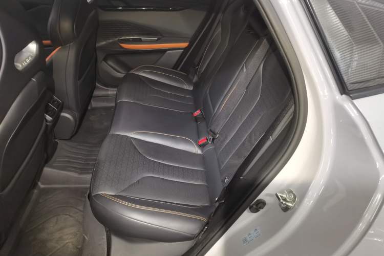 Used CHANGAN UNI-V 2022 2.0T Leading-Speed Edition Left Rear Seat