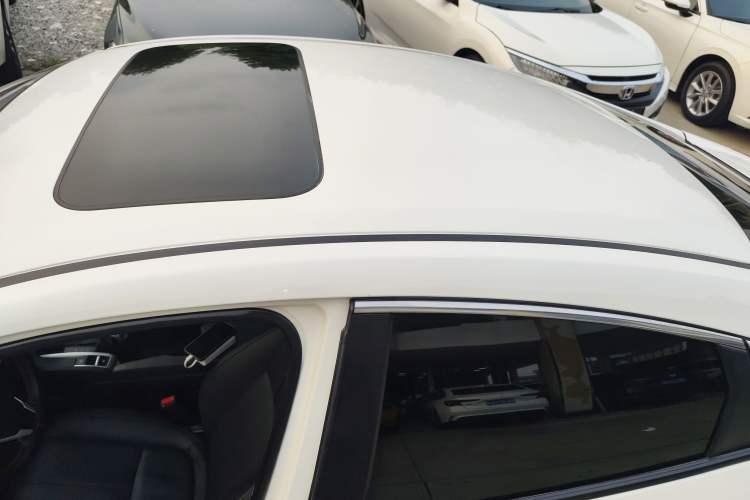 Used Honda Civic 2016 220TURBO CVT Prestige Edition Roof