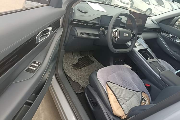 Used Geely Galaxy E5 2026 Model 530km Launch Edition
