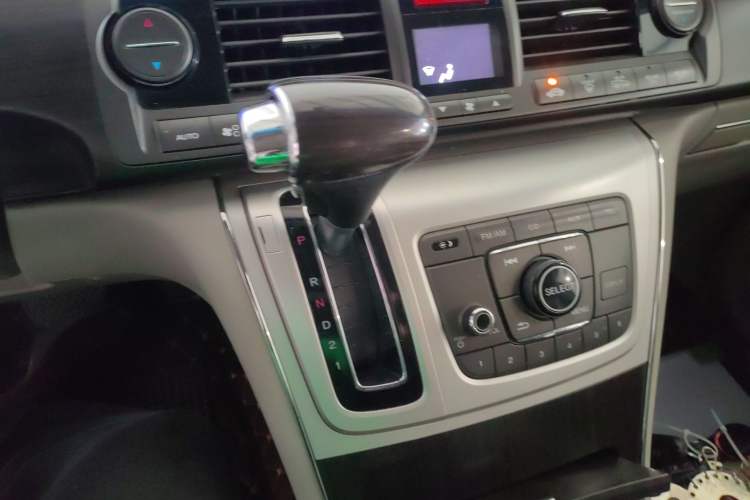 Used Honda Elysion 2015 2.4L VTi-S Prestige Edition