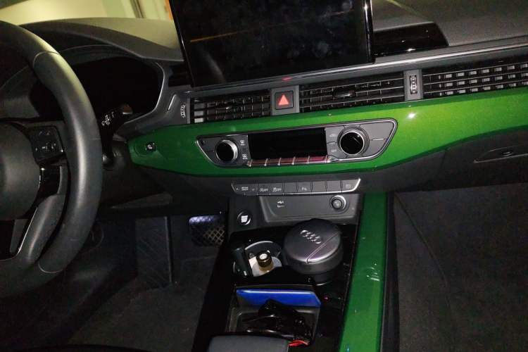 Used Audi A5 2022 Coupe 40 TFSI Fashion Dynamic Model Audio And AC Panel