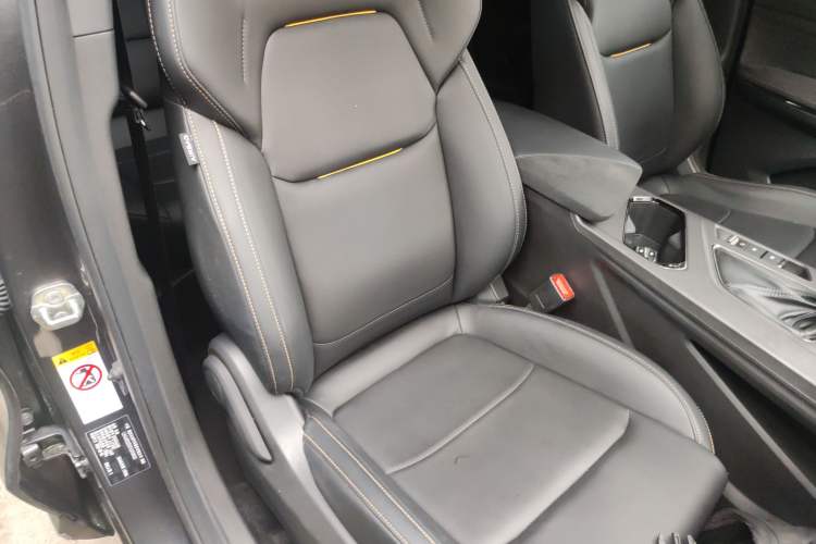 Used CHANGAN OSHAN X5 PLUS 2023 Revised 1.5T DCT Pioneer Edition Right Front Seat
