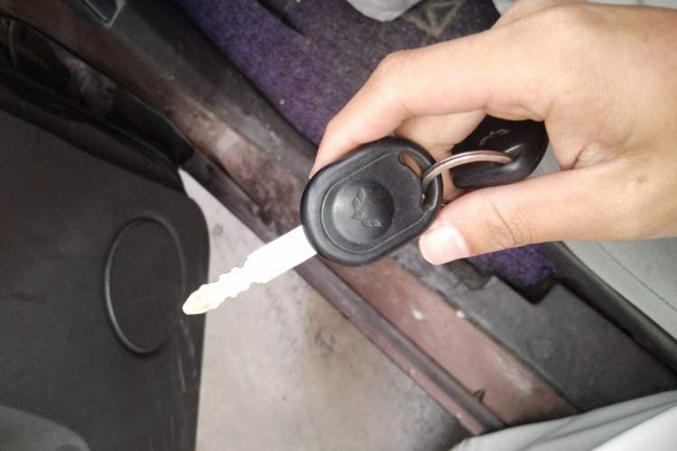 Used Wuling Hongguang 2015 1.2L S Base Model China V Standard