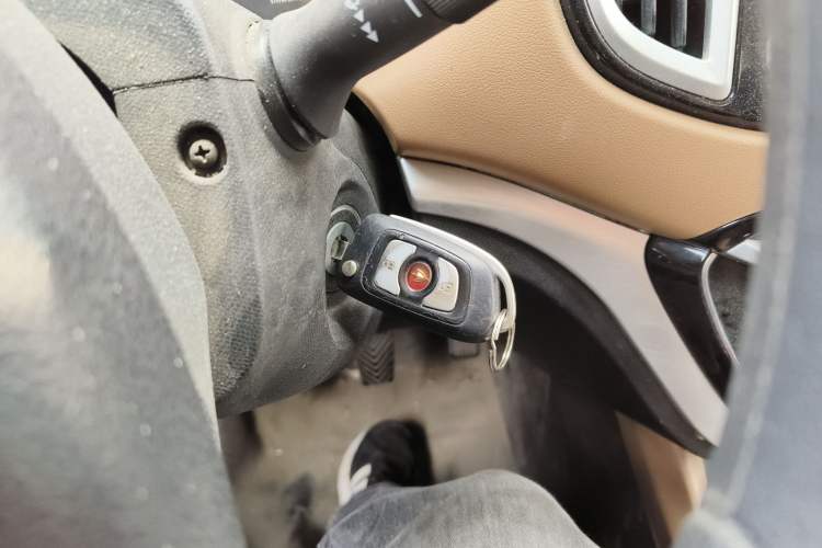 Used Jinbei F50 2017 1.6L Manual Economy Model
