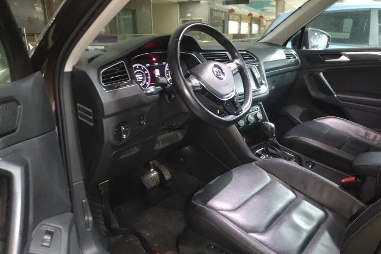 Used Volkswagen Tiguan 2017 330TSI All-Wheel-Drive Innovation Model