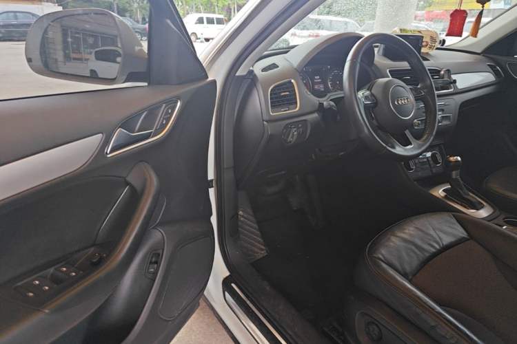 Used Audi Q3 2018 30th Anniversary Edition 30 TFSI Fashion Model