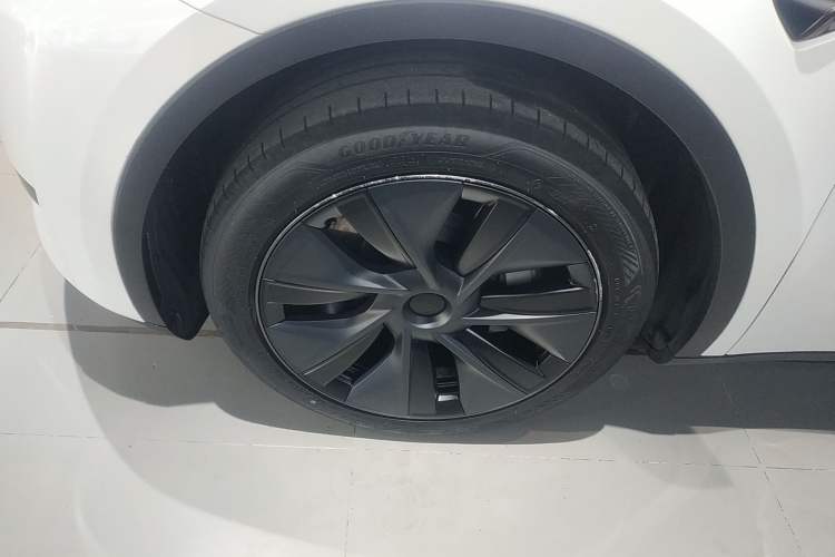 Used Tesla Model Y 2024 Rear-Wheel-Drive Version