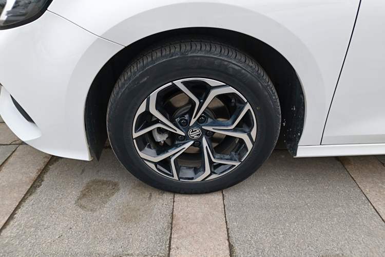 Used MG 5 2023 180 DVVT CVT Luxury Edition