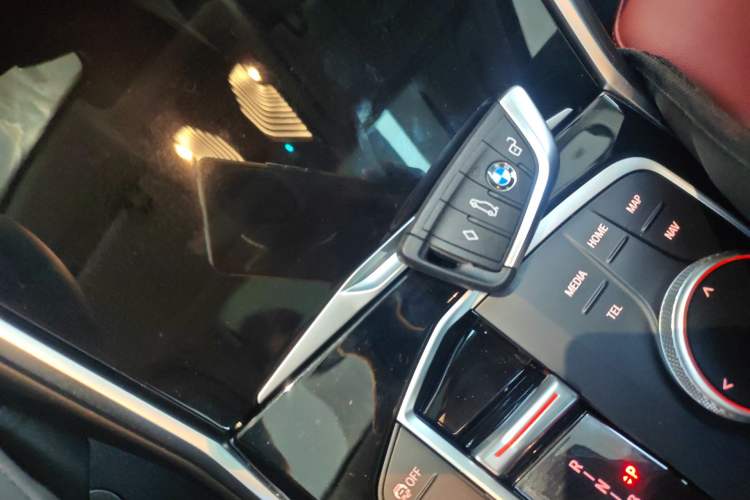 Used BMW i3 2024 eDrive 35 L
