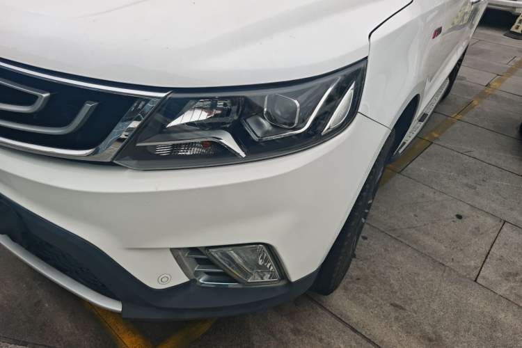 Used Geely Auto Vision X6 2016 1.3T CVT Flagship Model Left Front Headlight