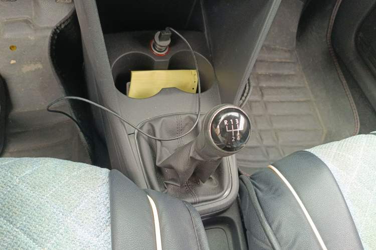 Used Volkswagen Polo 2014 1.4L Manual Fashion Edition