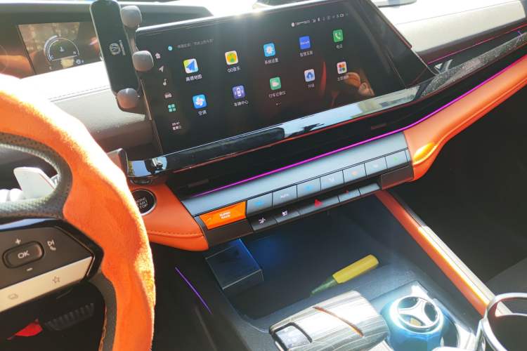 Used CHANGAN UNI-V 2023 1.5T Sport Edition Audio And AC Panel