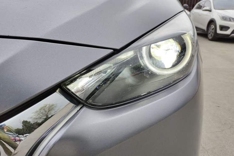 Used Mazda Mazda 3 Axela 2017 Sedan 1.5L Automatic Luxury Model Emission Standard China V